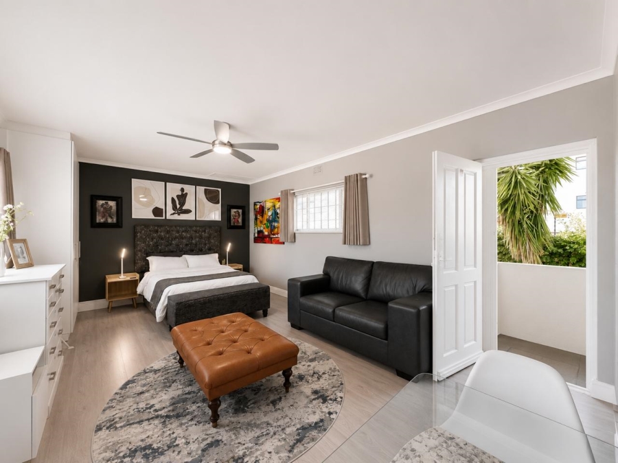 1 Bedroom Property for Sale in Green Point Western Cape